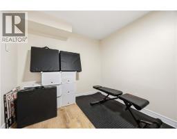 403 Huxley AVENUE - 29