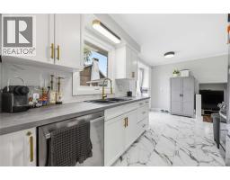 403 Huxley AVENUE - 7