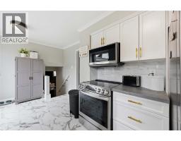403 Huxley AVENUE - 9
