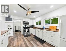 887 MCCAW STREET - 11