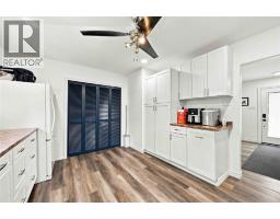 887 MCCAW STREET - 12