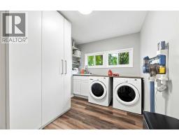 887 MCCAW STREET - 14