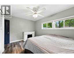 887 MCCAW STREET - 16