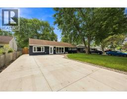 887 MCCAW STREET - 3