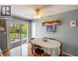 4076 MAPLE STREET - 11