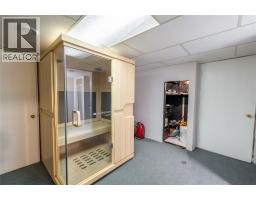 4076 MAPLE STREET - 26