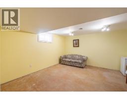 4076 MAPLE STREET - 27