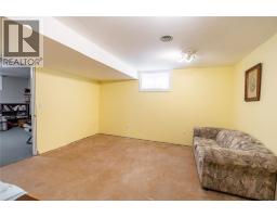 4076 MAPLE STREET - 28