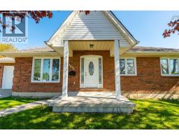 4076 MAPLE STREET - 3