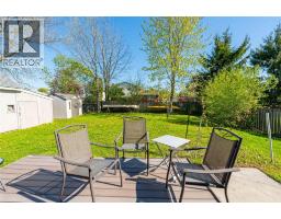 4076 MAPLE STREET - 30