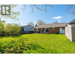 4076 MAPLE STREET - 33