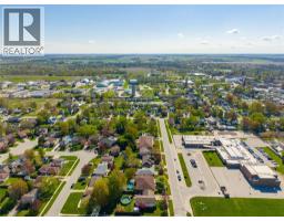 4076 MAPLE STREET - 42