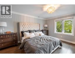 482 AUTUMN BREEZE DRIVE - 14