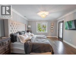 482 AUTUMN BREEZE DRIVE - 16