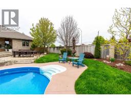 482 AUTUMN BREEZE DRIVE - 44