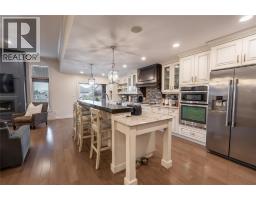 482 AUTUMN BREEZE DRIVE - 9
