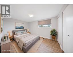 183 BEDFORD CRESCENT - 6