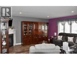 5600 BLACKWELL Sideroad - 11