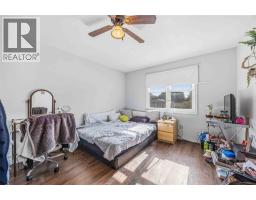 309 Edgewood STREET - 18