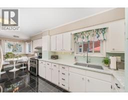 320 CAMP STREET - 11
