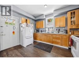 136 DURAND STREET - 12