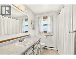1697 THURSTON ROAD - 21