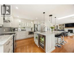4352 LAMBTON LANE - 11