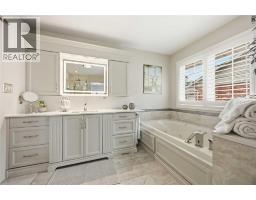 4352 LAMBTON LANE - 23