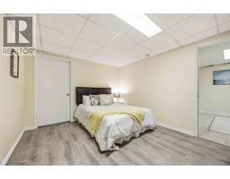4352 LAMBTON LANE - 32