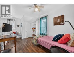 215 GEORGE STREET - 22