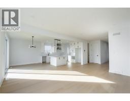 1045 MANHATTAN DRIVE - 8