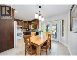 222 THAMES CRESCENT - 13
