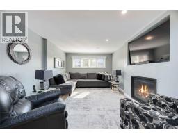 222 THAMES CRESCENT - 29