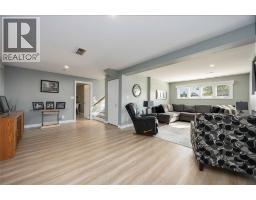 222 THAMES CRESCENT - 32