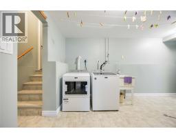 222 THAMES CRESCENT - 39