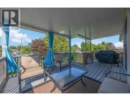 222 THAMES CRESCENT - 42