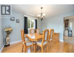 222 THAMES CRESCENT - 8
