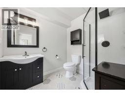 1068 FAIRLANE AVENUE - 26
