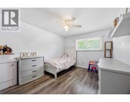 1068 FAIRLANE AVENUE - 31