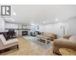 1068 FAIRLANE AVENUE - 39