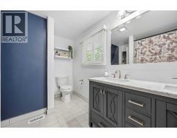 1068 FAIRLANE AVENUE - 44