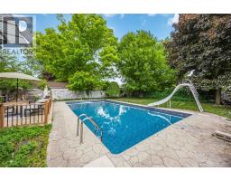 1068 FAIRLANE AVENUE - 9