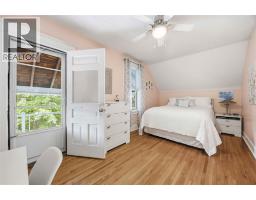 137 Euphemia STREET North - 17