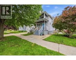137 Euphemia STREET North - 2