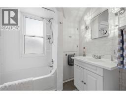 137 Euphemia STREET North - 28