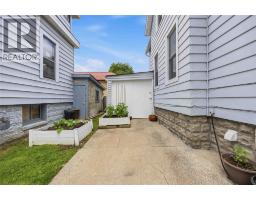 137 Euphemia STREET North - 36