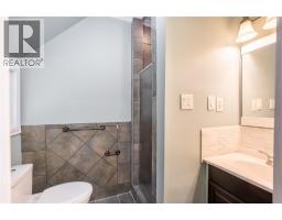 156 QUEEN STREET - 19