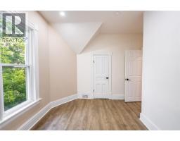 156 QUEEN STREET - 23