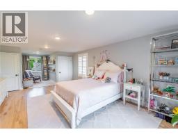 1074 Bruce STREET - 23