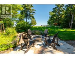 1074 Bruce STREET - 38